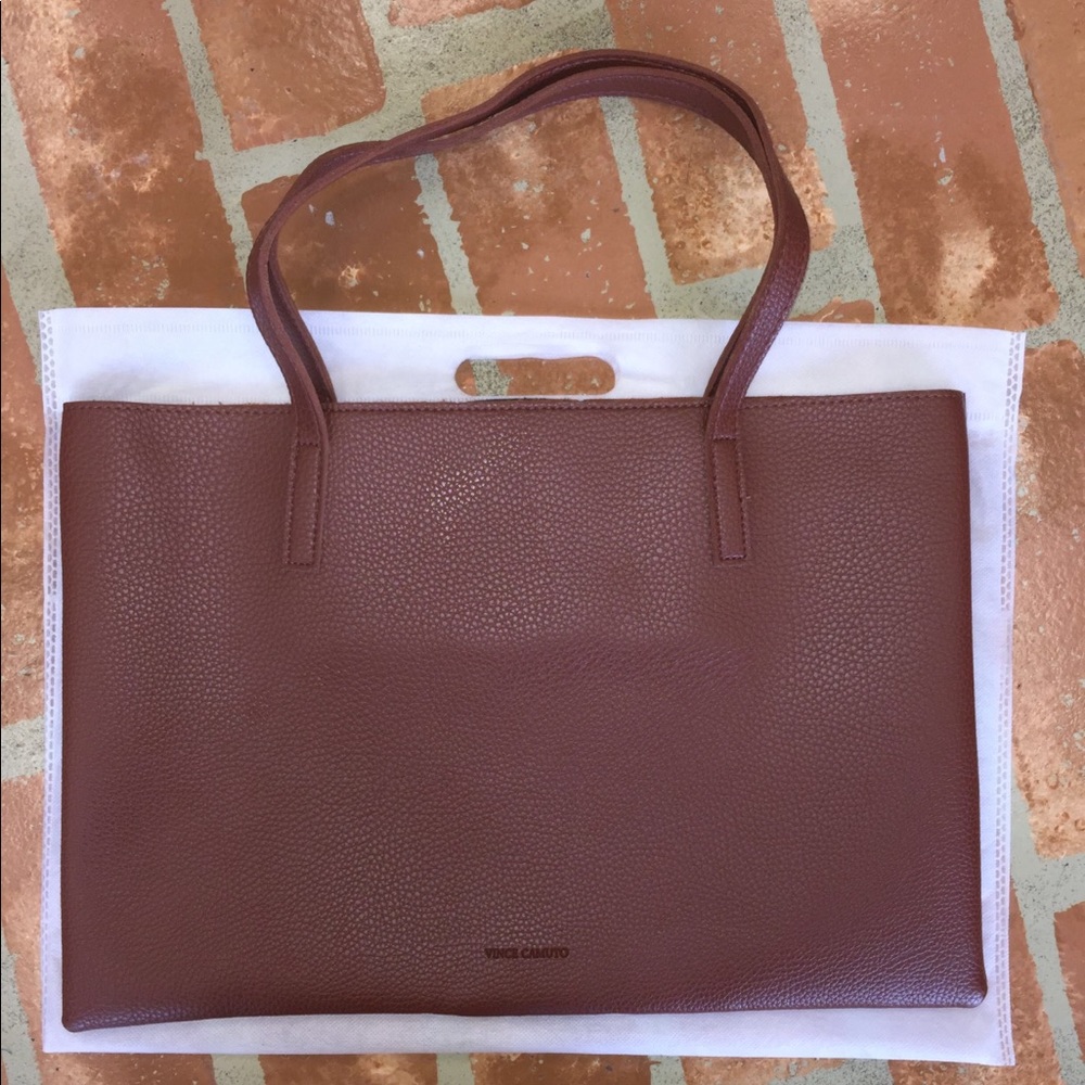 Vince Camuto Tote bag